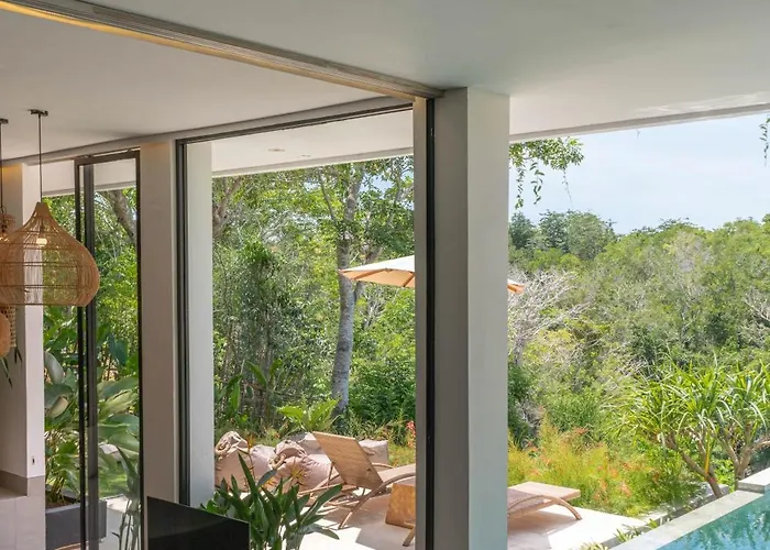The Luminous - Luxury Lush Cliffside 3br In