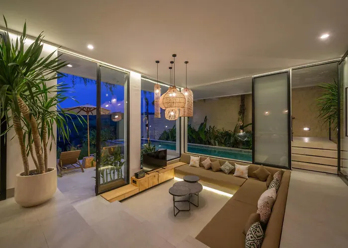 Villa The Luminous - Luxury Lush Cliffside 3br In Uluwatu