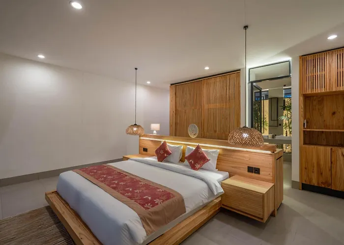 The Luminous - Luxury Lush Cliffside 3br In