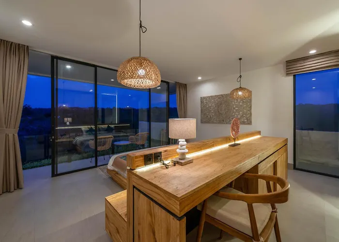 The Luminous - Luxury Lush Cliffside 3br In Villa *