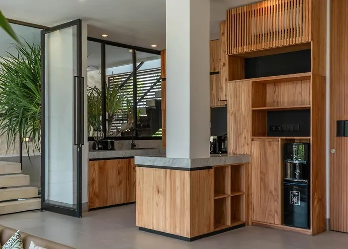 The Luminous - Luxury Lush Cliffside 3br In Villa