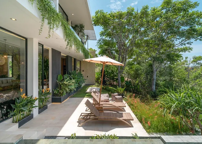 Villa The Luminous - Luxury Lush Cliffside 3br In Uluwatu