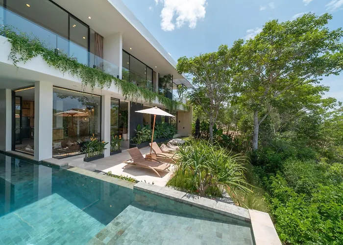The Luminous - Luxury Lush Cliffside 3br In