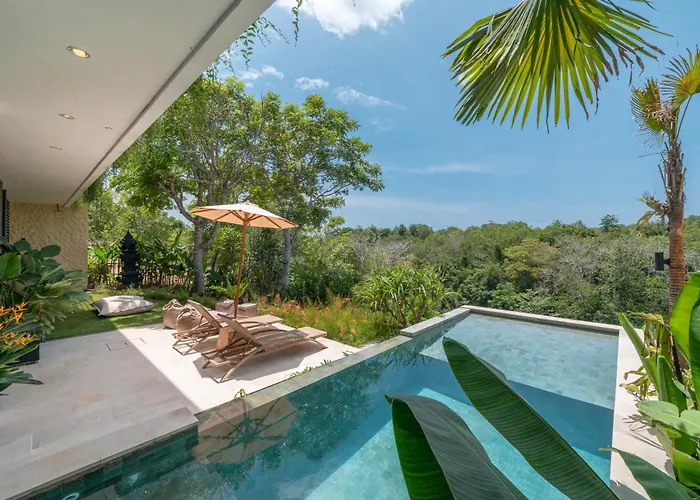 Villa The Luminous - Luxury Lush Cliffside 3br In