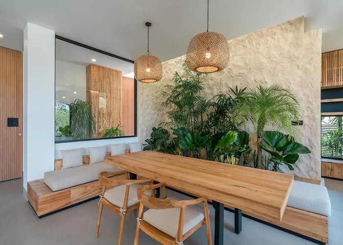 The Luminous - Luxury Lush Cliffside 3br In Villa