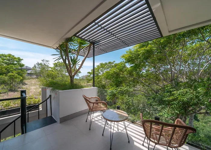 The Luminous - Luxury Lush Cliffside 3br In Villa *