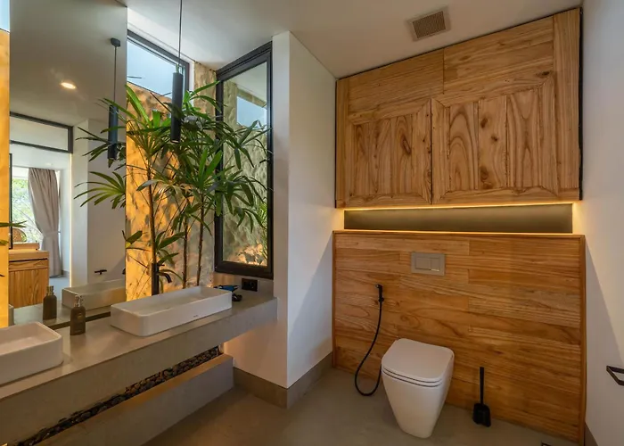 The Luminous - Luxury Lush Cliffside 3br In Uluwatu