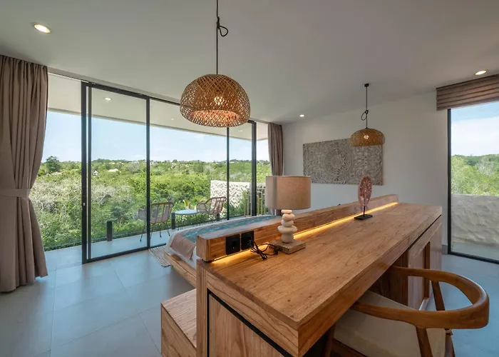 The Luminous - Luxury Lush Cliffside 3br In Uluwatu